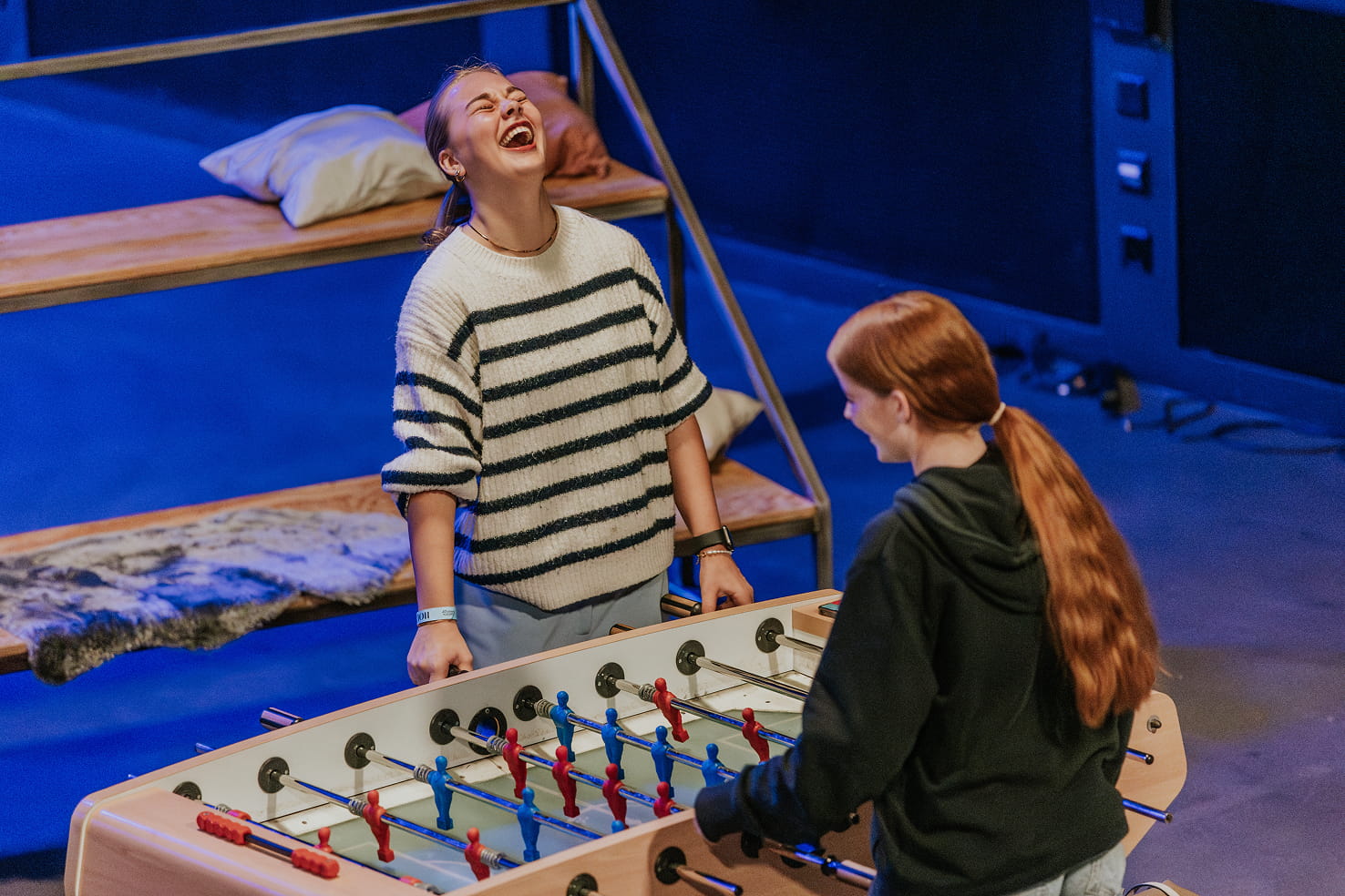 Ladies Lounge 2024 – Sprecherin auf der Bühne in THE HALL