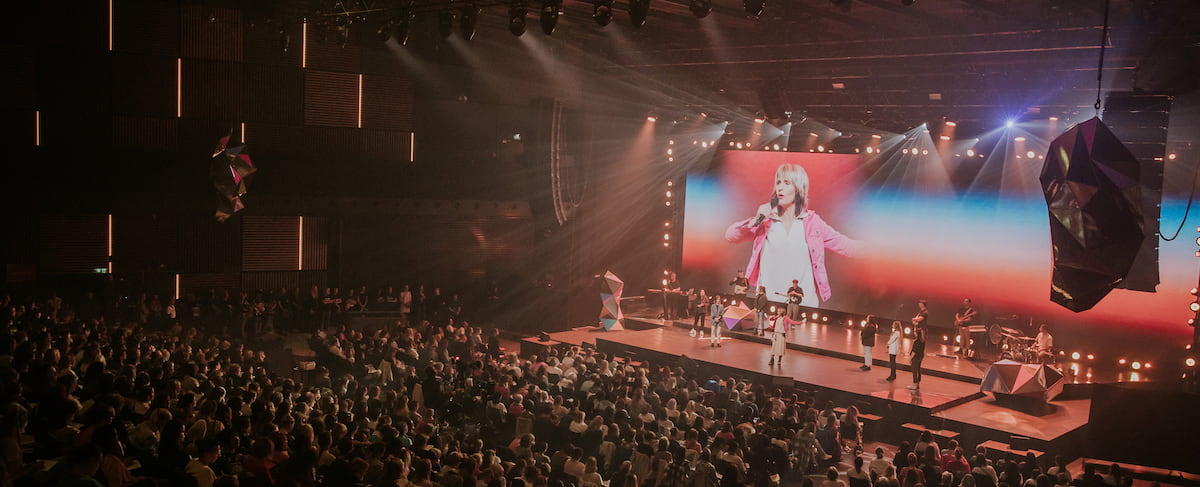 Ladies Lounge Atmosphere