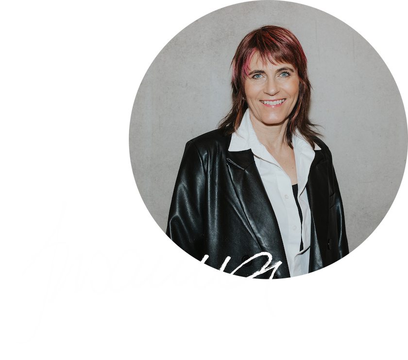 Susanna Bigger Signature and Photo