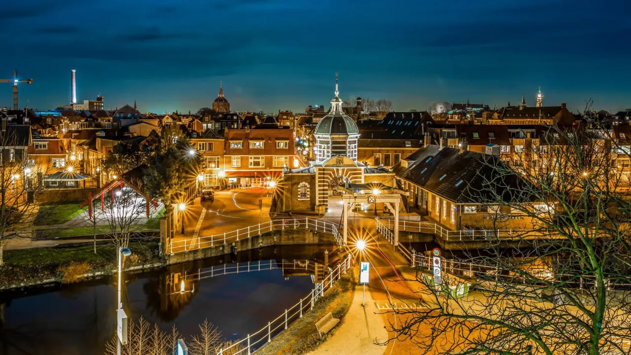 Ladies Lounge Location Leiden