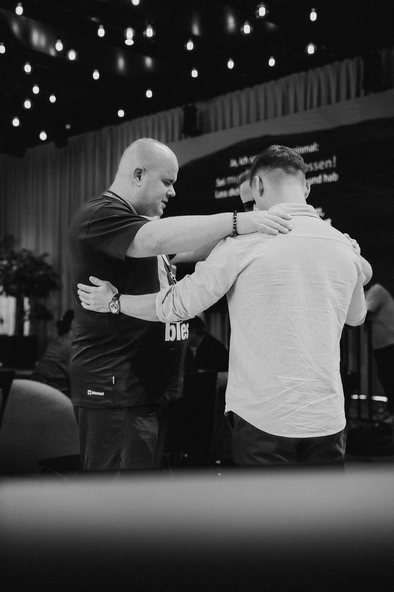 [Gebet in der Gruppe]